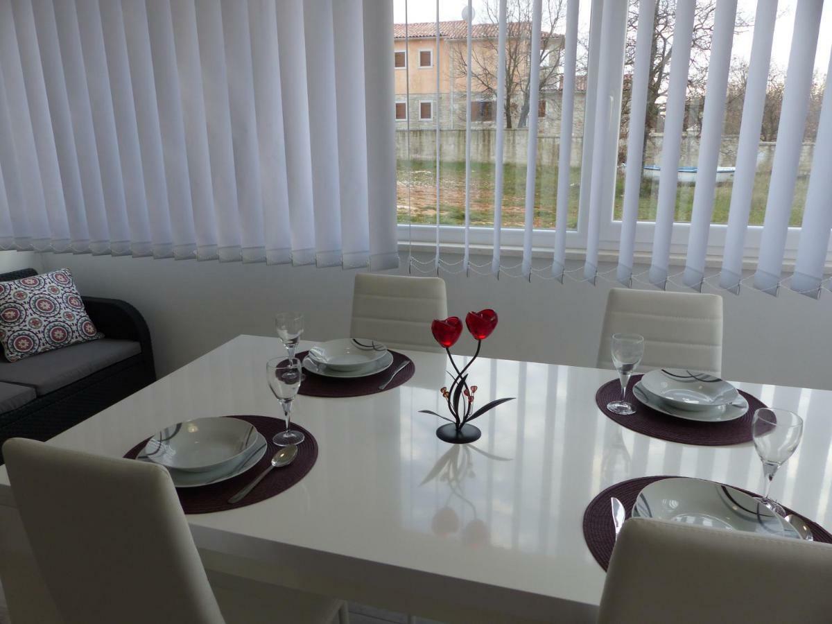 Apartmani Danica Vodnjan Exterior photo